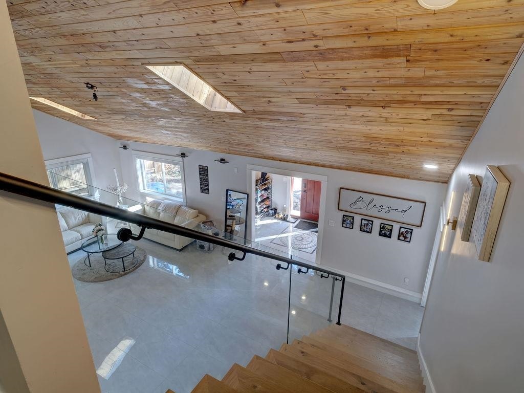 9168 Sunshine Coast Highway, Halfmoon Bay, BC, V7Z 1E9 - 24