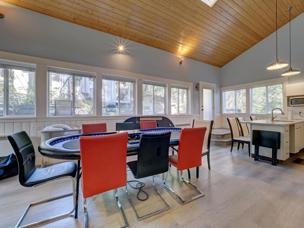 9168 Sunshine Coast Highway, Halfmoon Bay, BC, V7Z 1E9 - 26