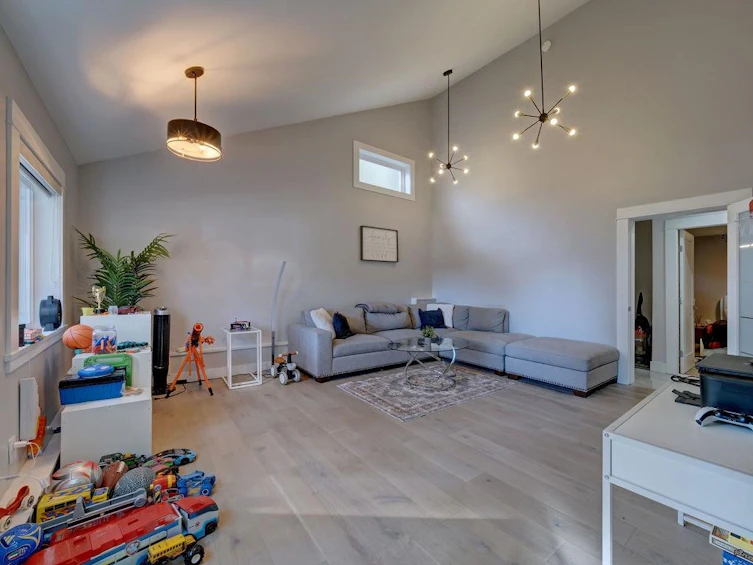 9168 Sunshine Coast Highway, Halfmoon Bay, BC, V7Z 1E9 - 15