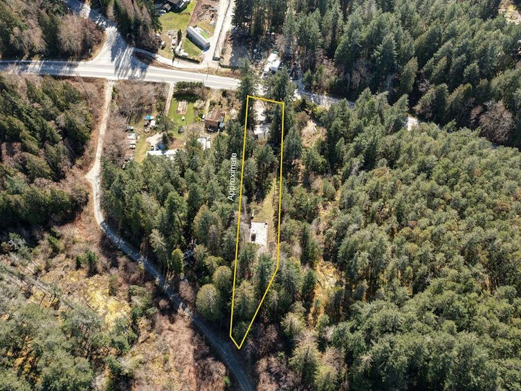 9168 Sunshine Coast Highway, Halfmoon Bay, BC, V7Z 1E9 - 35