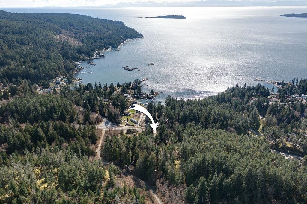 9168 Sunshine Coast Highway, Halfmoon Bay, BC, V7Z 1E9