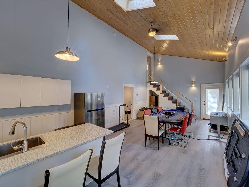 9168 Sunshine Coast Highway, Halfmoon Bay, BC, V7Z 1E9 - 30