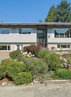 39 Mott Crescent