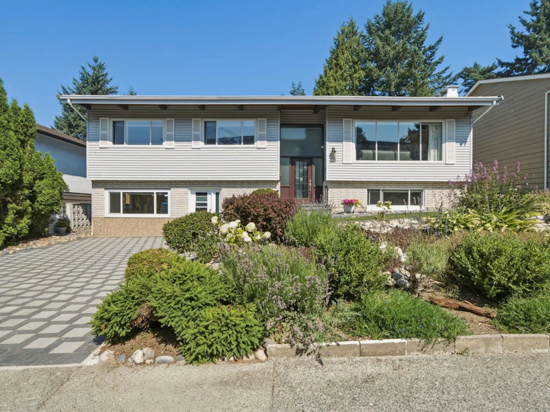 39 Mott Crescent, New Westminster BC V3L 4L8