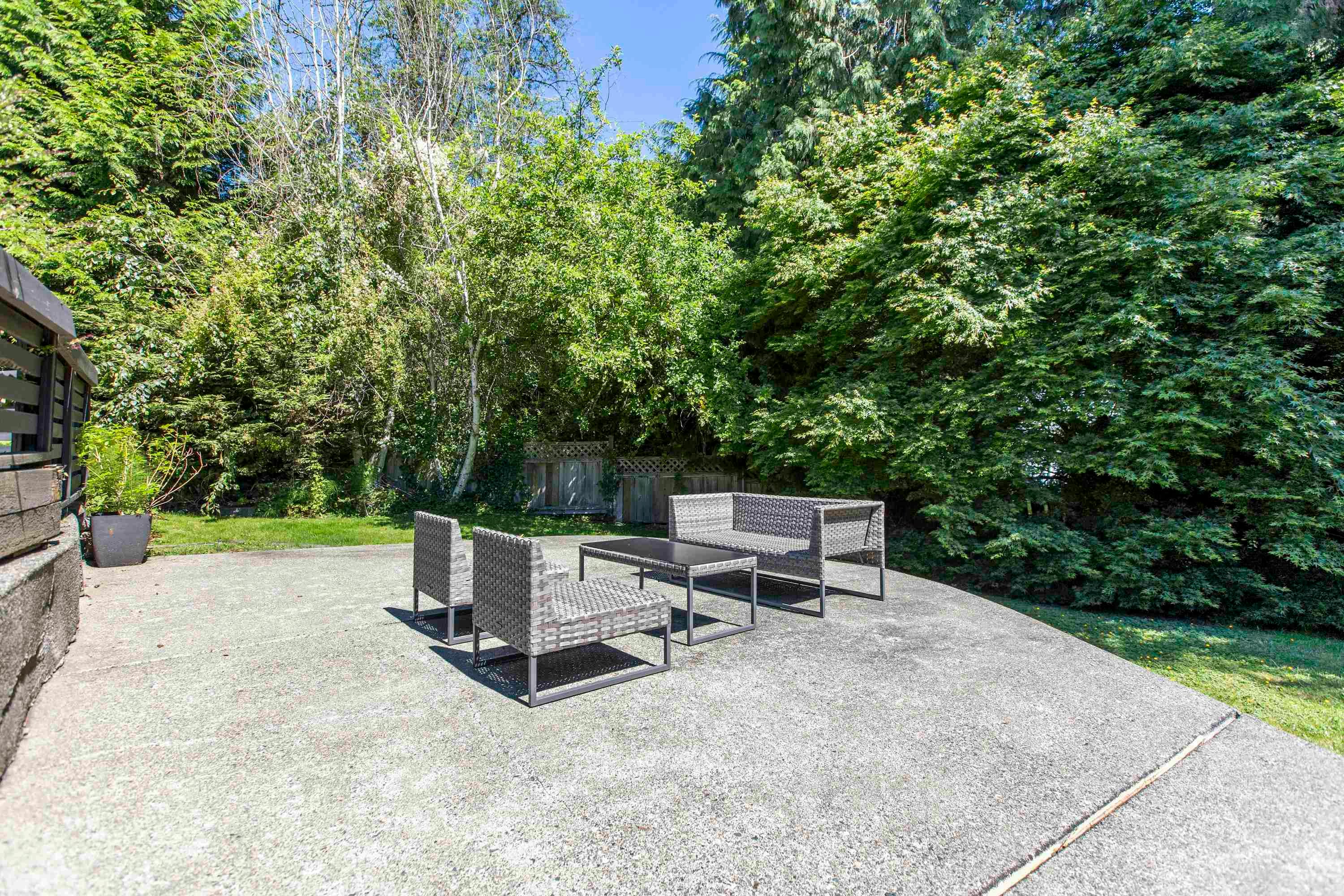 3420 Rockview Place, West Vancouver, BC, V7V 3H3 - 32