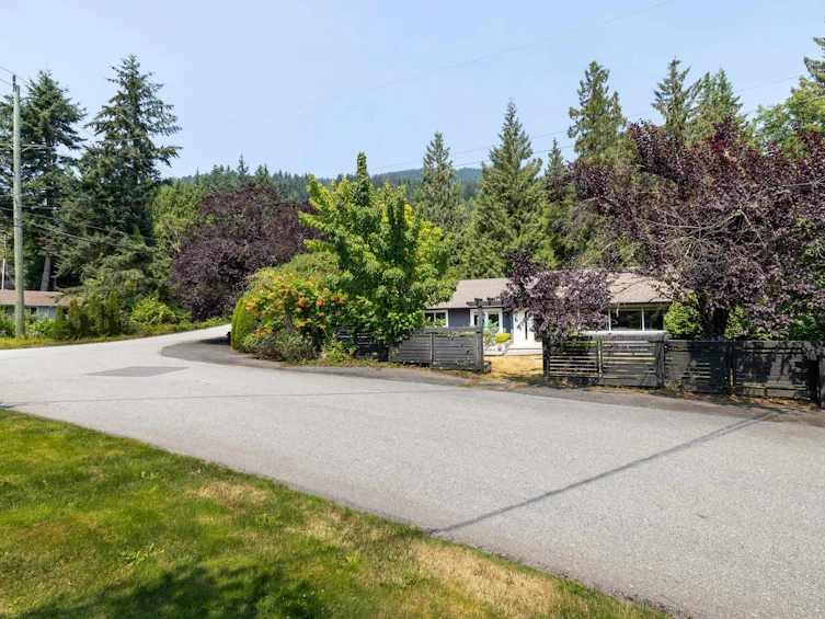 3420 Rockview Place, West Vancouver, BC, V7V 3H3 - 34