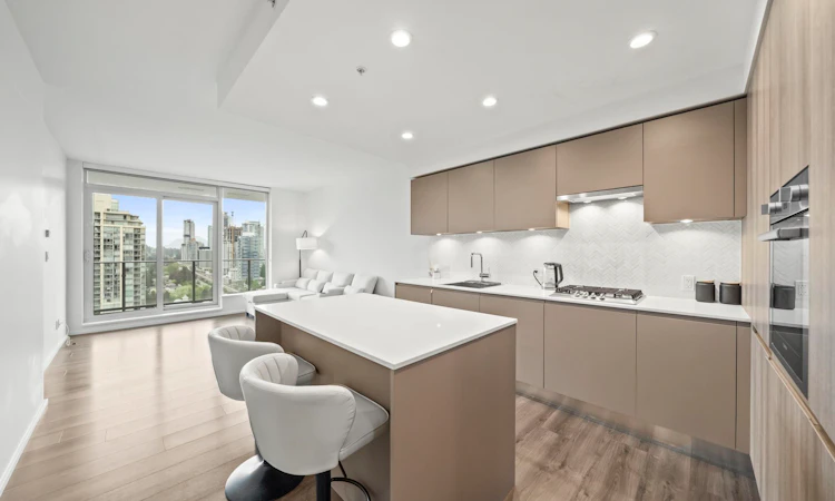 2711-3809 Evergreen Place