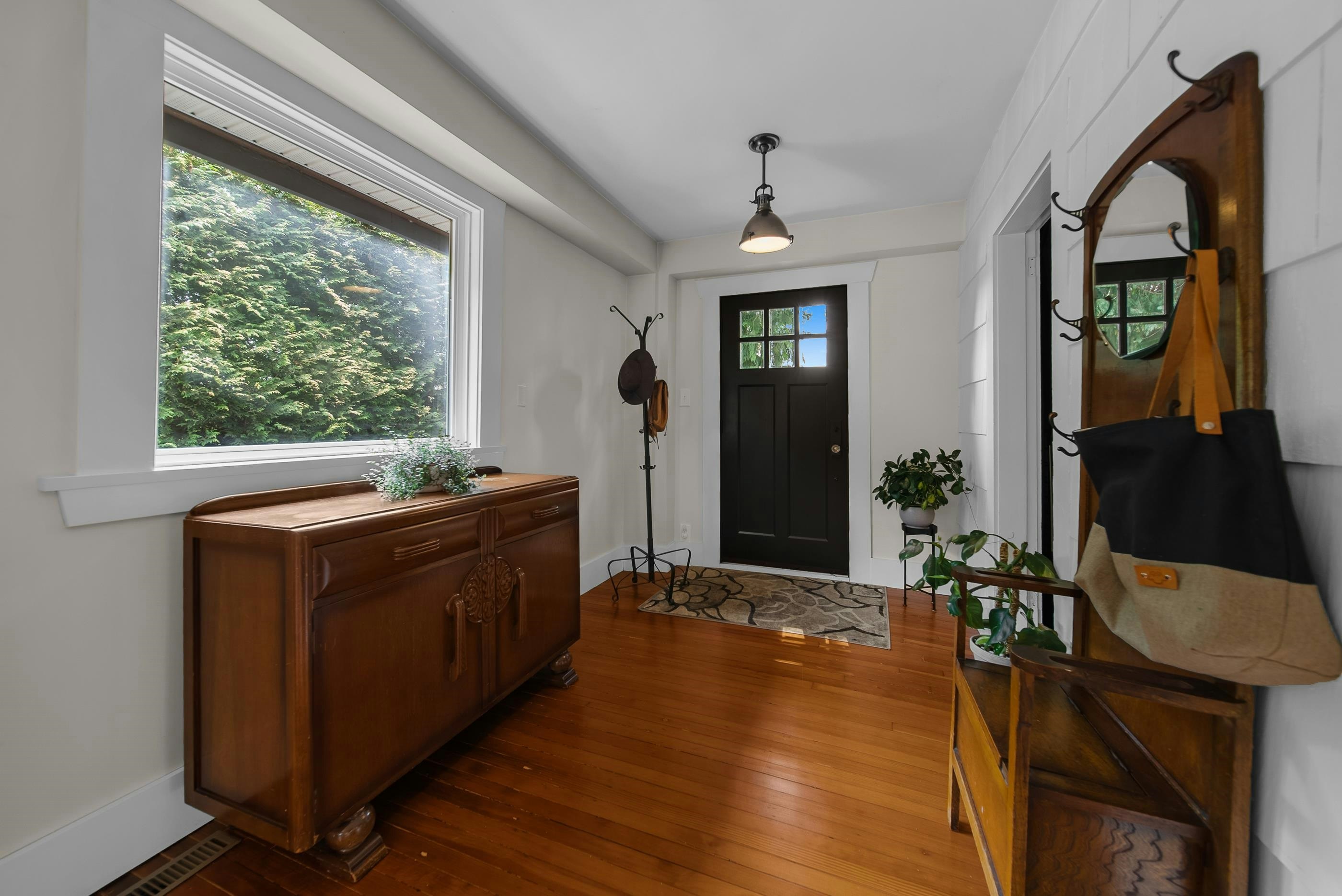 511 176 Street - 3
