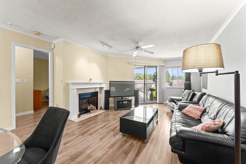 24-1190 Falcon Drive - 5