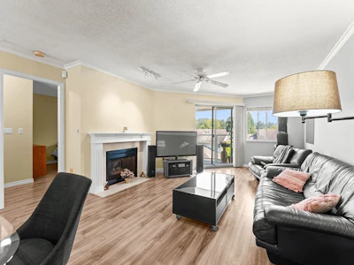 24-1190 Falcon Drive - 5