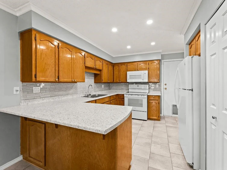 24-1190 Falcon Drive, Coquitlam, BC, V3E 2L2 - 17