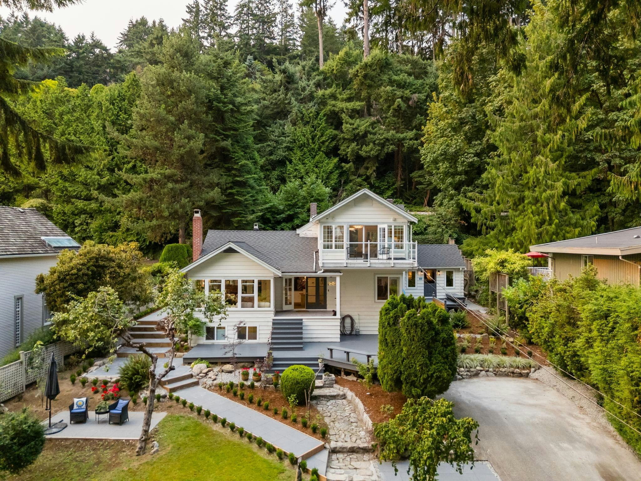 4043 Rose Crescent, West Vancouver, BC, V7V 2N6 - 34