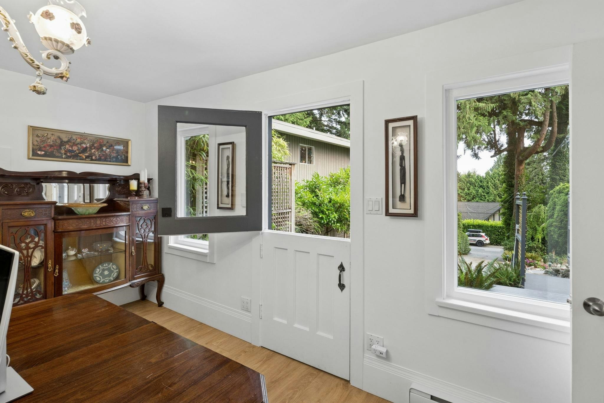 4043 Rose Crescent, West Vancouver, BC, V7V 2N6 - 29