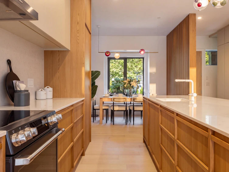 20 W 14th Avenue, Vancouver, BC, V5Y 1W6 - 8