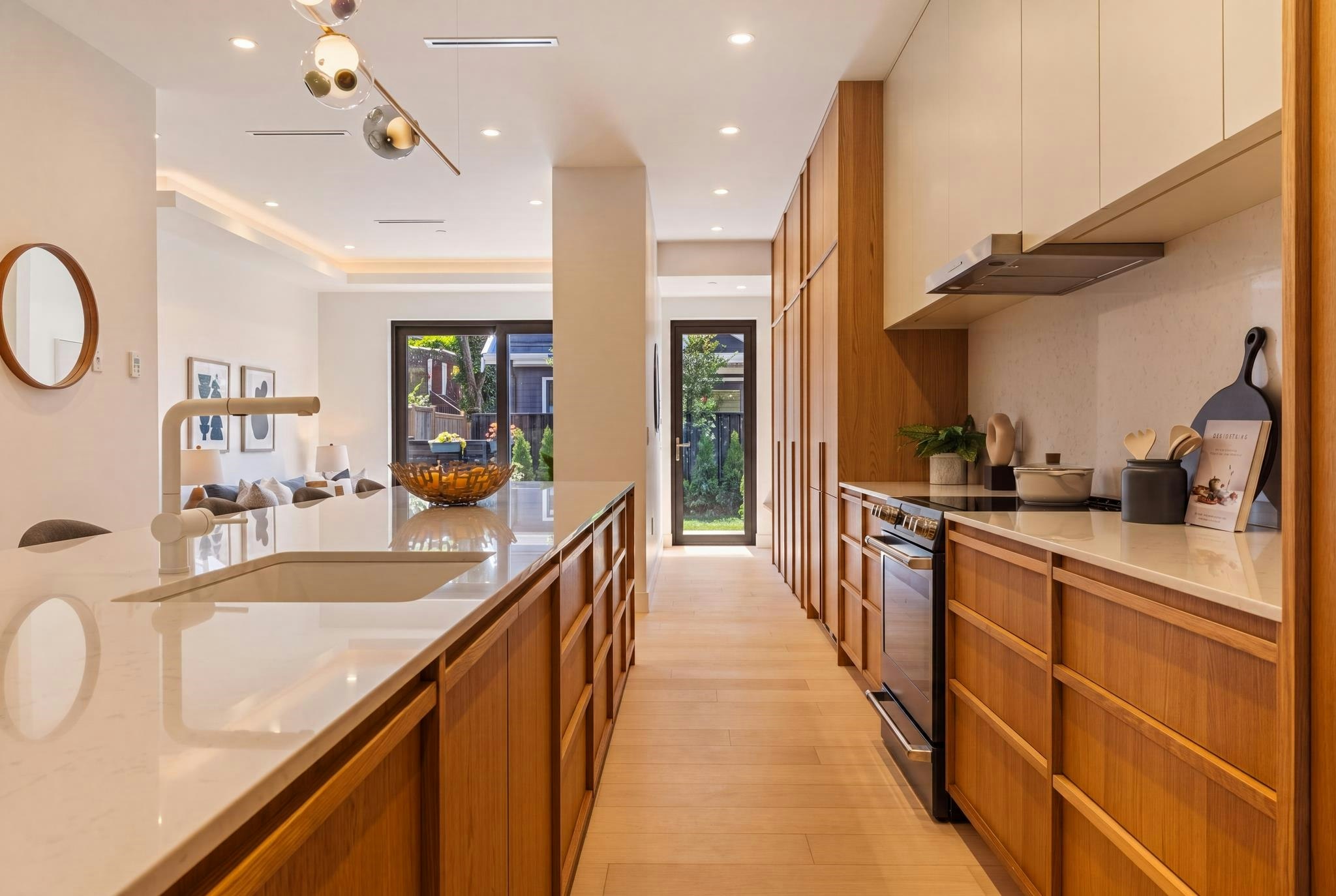 20 W 14th Avenue, Vancouver, BC, V5Y 1W6 - 6