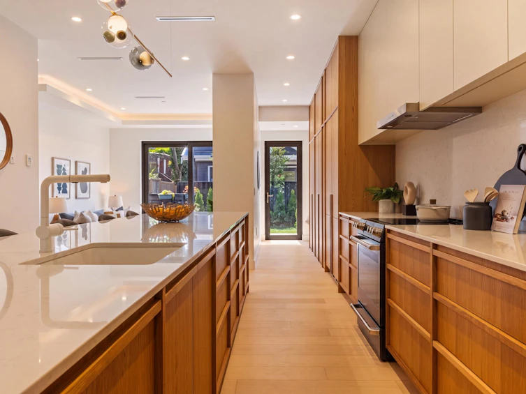 20 W 14th Avenue, Vancouver, BC, V5Y 1W6 - 6