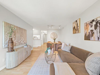 406-3489 Ascot Place - 4