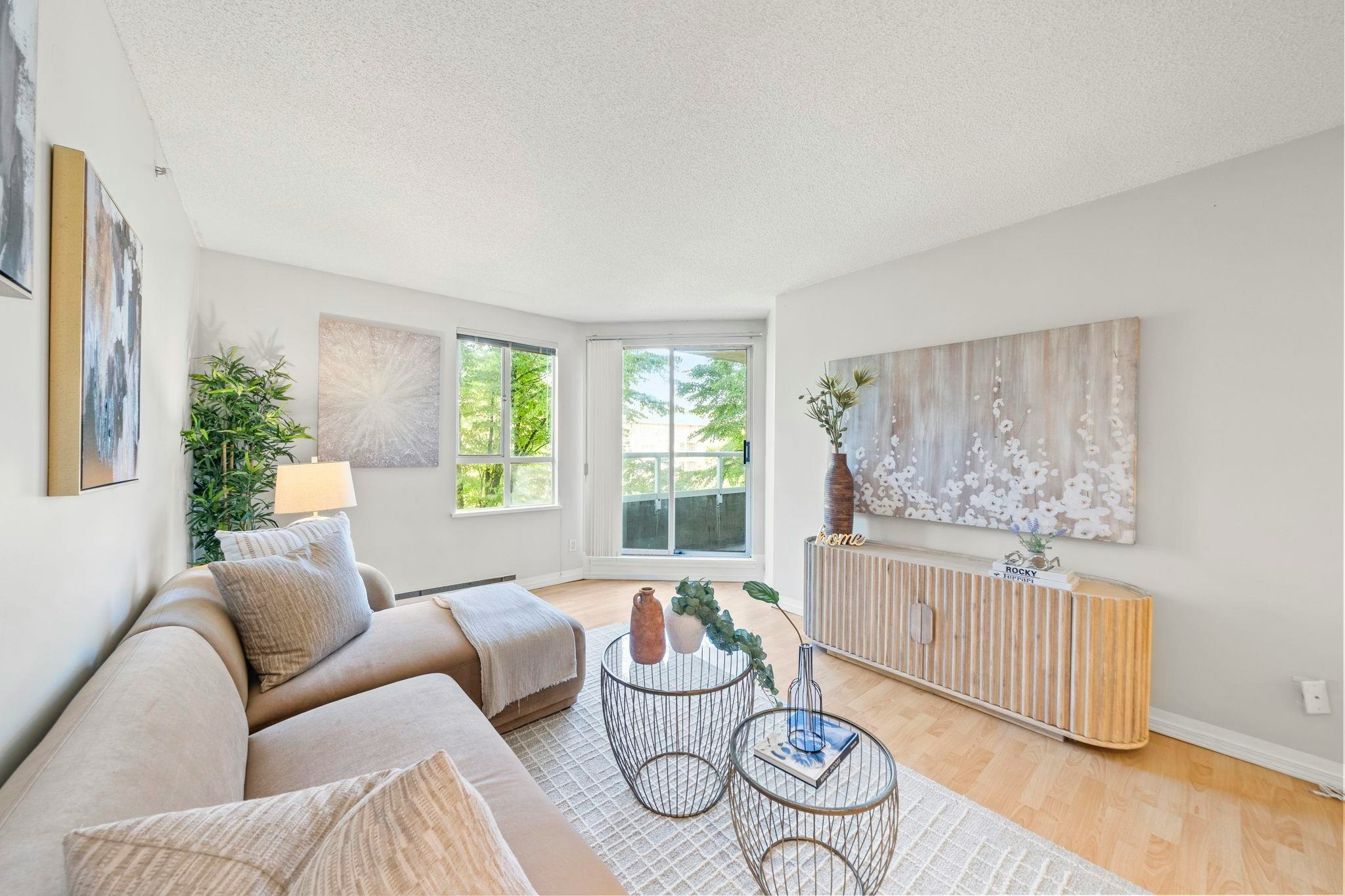 406-3489 Ascot Place - 3