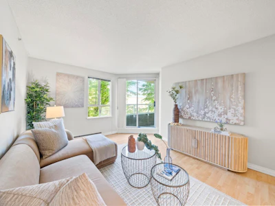 406-3489 Ascot Place - 3