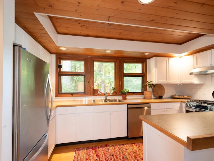 368 Eagles Nest Road, Bowen Island, BC, V0N 1G1 - 10