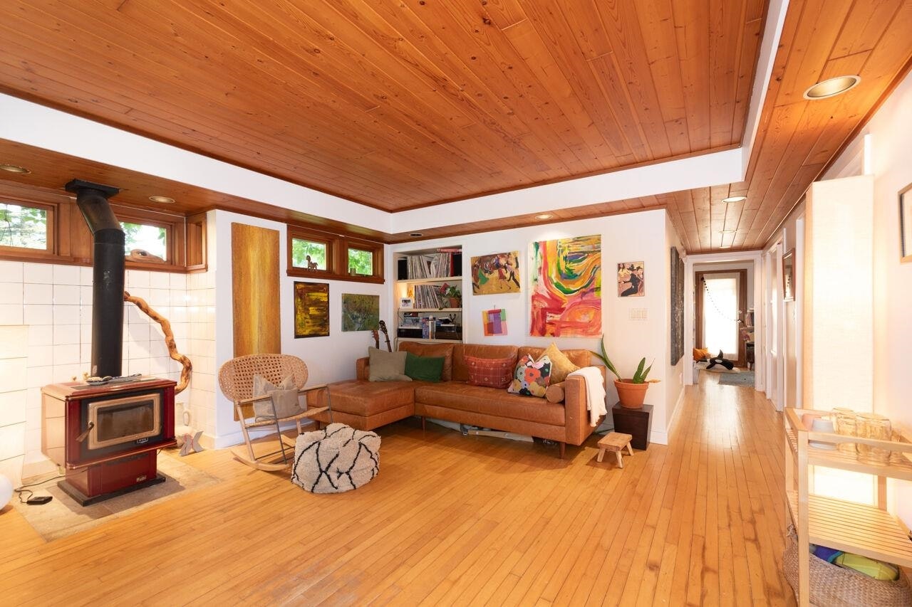 368 Eagles Nest Road - 4