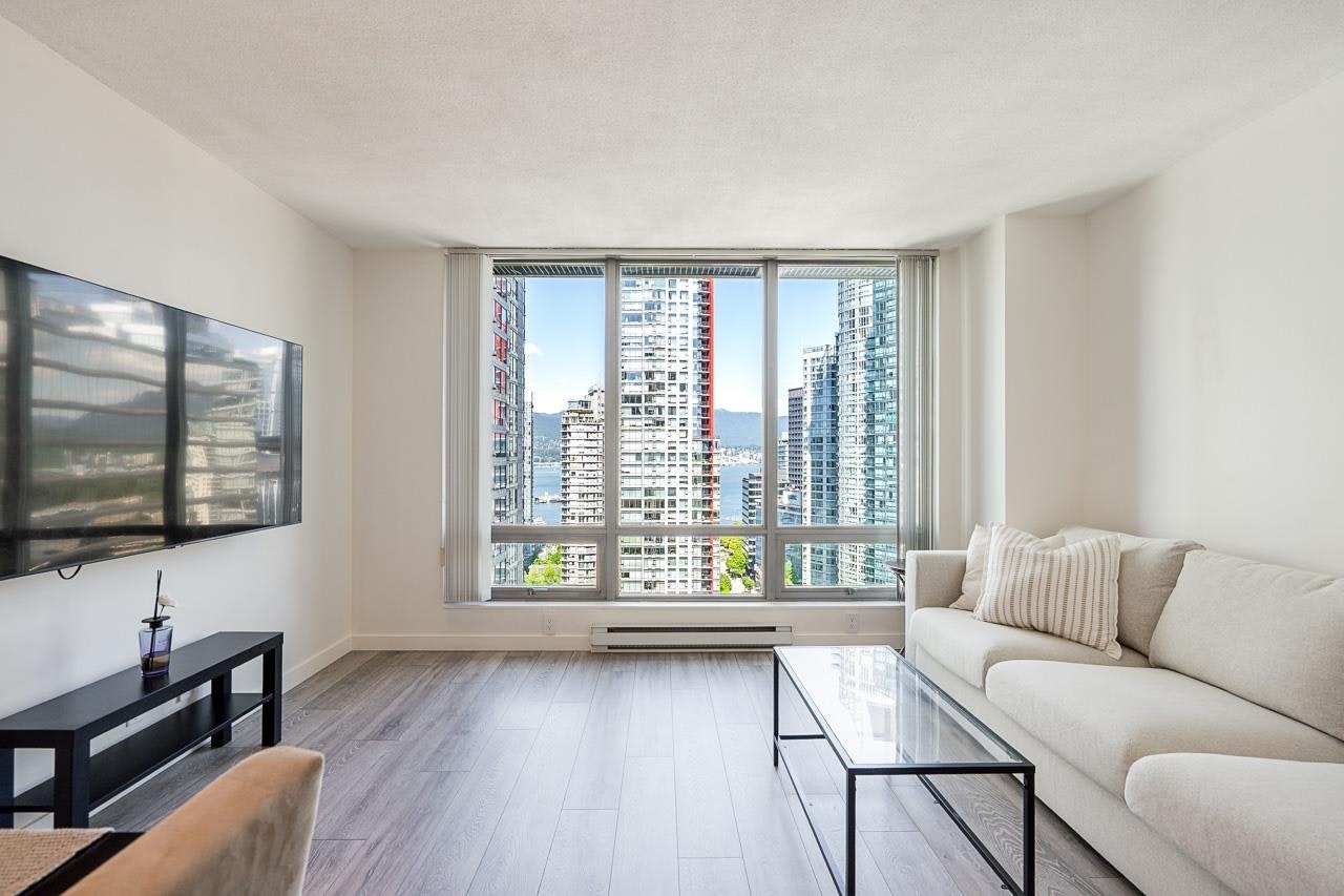 1803-1200 W Georgia Street, Vancouver, BC, V6E 4R2 - 2