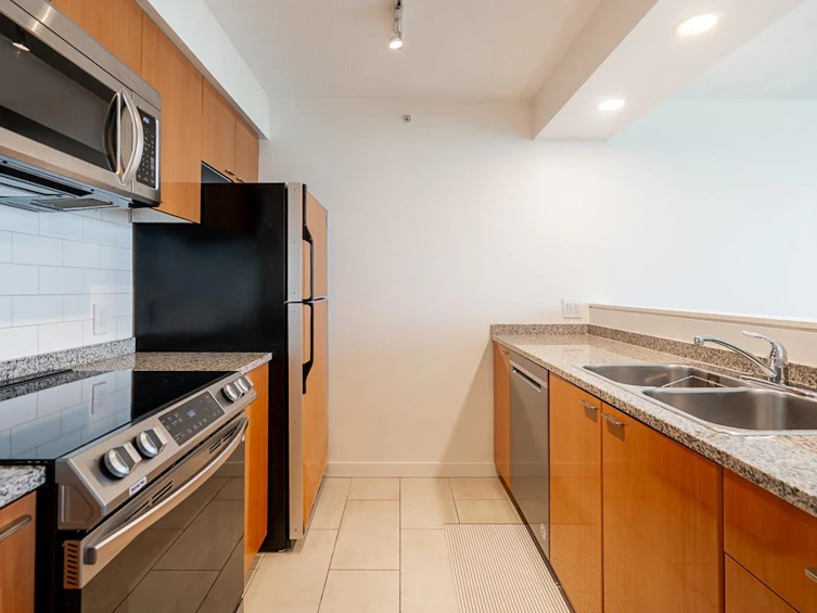 1803-1200 W Georgia Street, Vancouver, BC, V6E 4R2 - 12