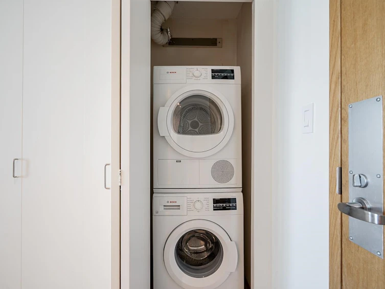 1803-1200 W Georgia Street, Vancouver, BC, V6E 4R2 - 23