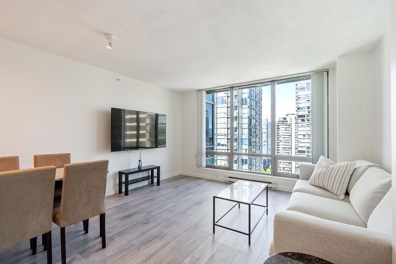 1803-1200 W Georgia Street, Vancouver, BC, V6E 4R2 - 3