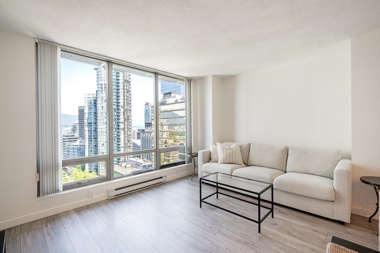 1803-1200 W Georgia Street, Vancouver, BC, V6E 4R2 - 4