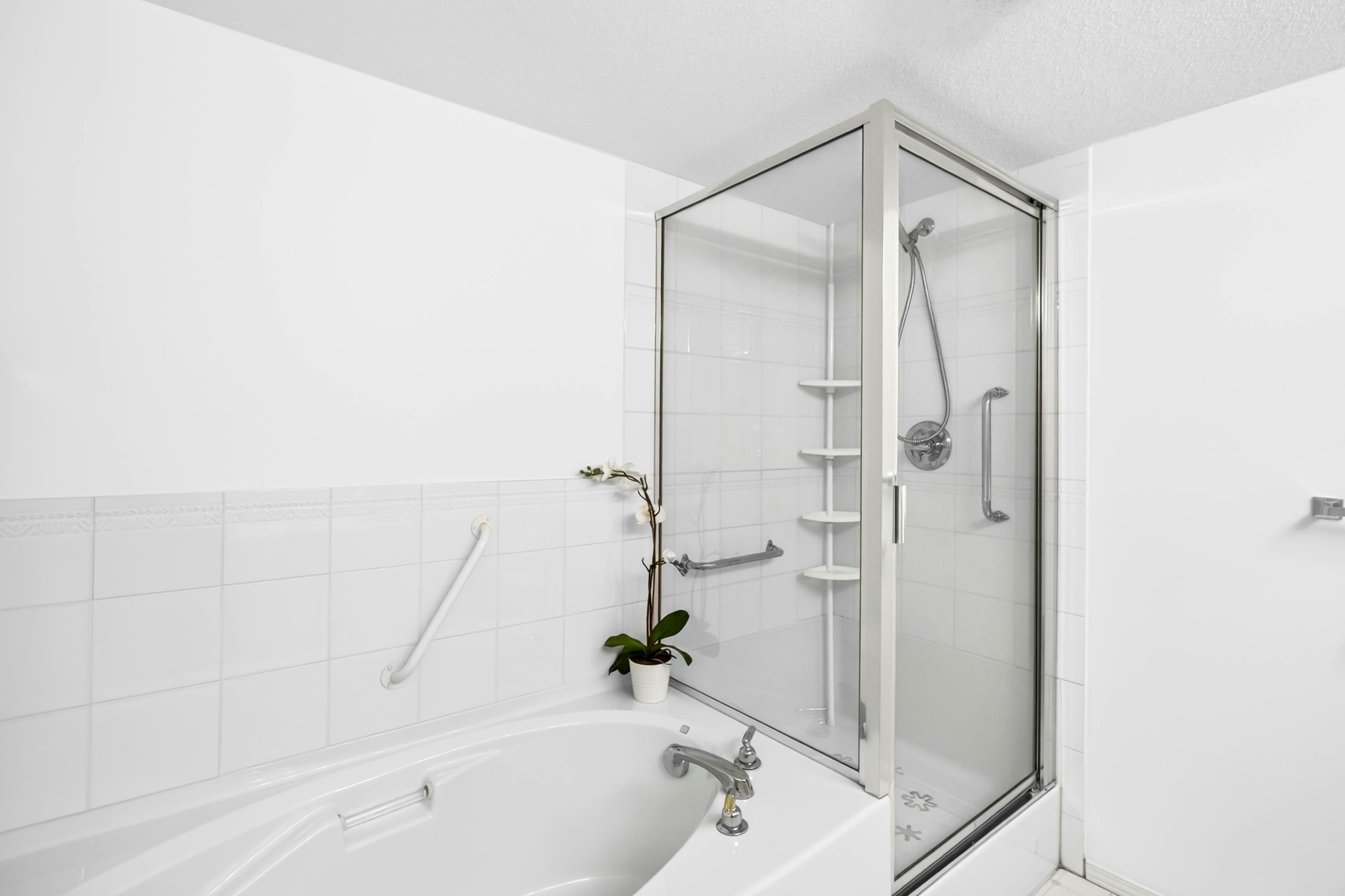 105-13888 70 Avenue, Surrey, BC, V3W 0R8 - 20