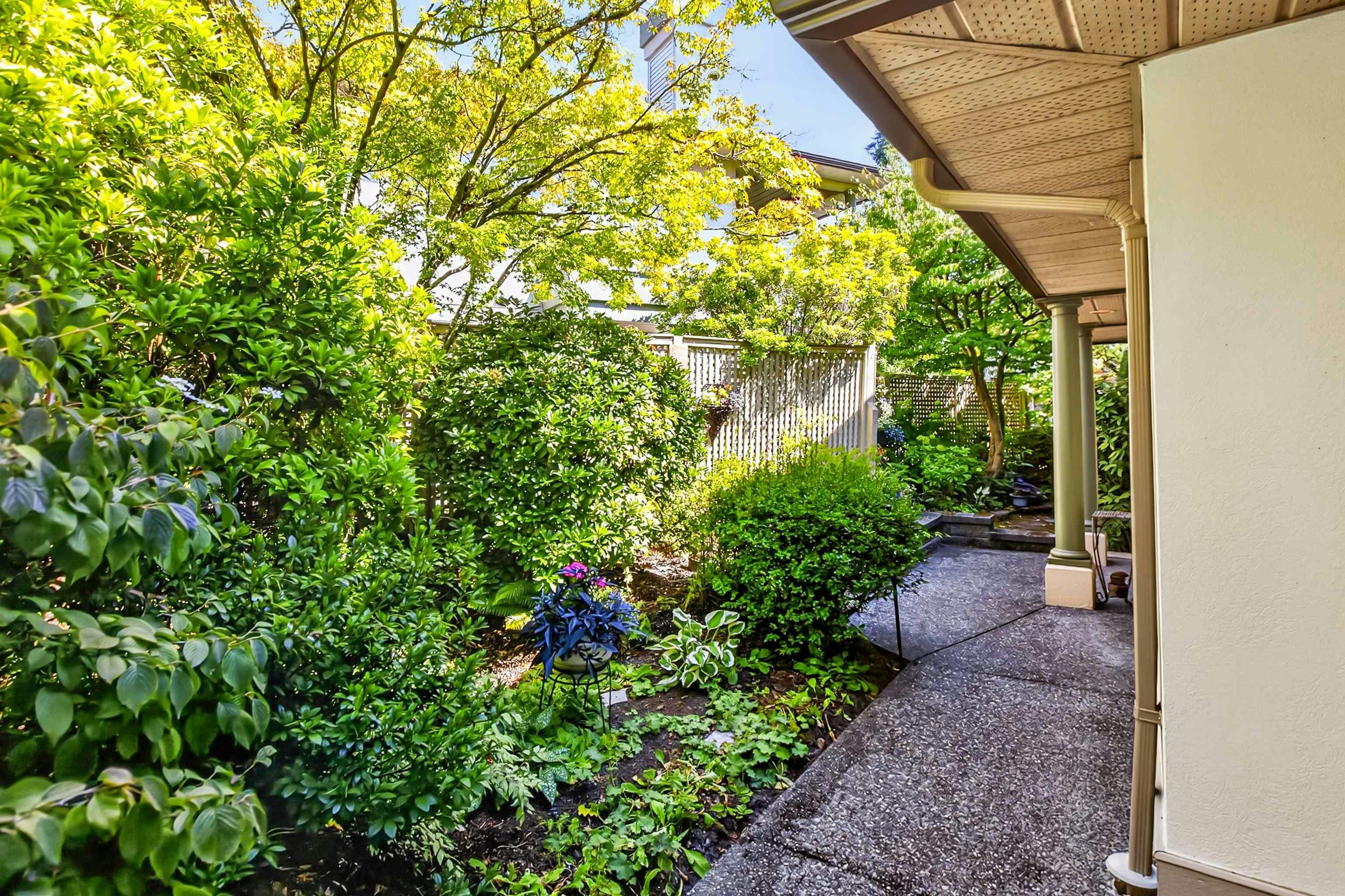 105-13888 70 Avenue - 4
