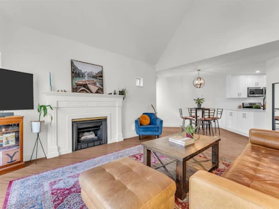 309-7455 Moffatt Road - 3