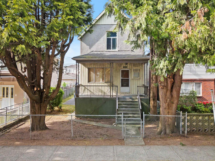 2673 Pandora Street, Vancouver, BC, V5K 1V9 - 7