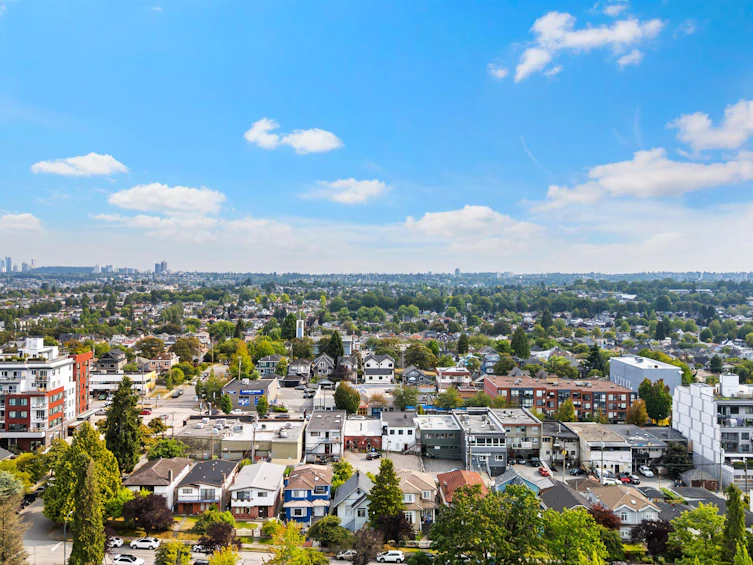 2673 Pandora Street, Vancouver, BC, V5K 1V9 - 15
