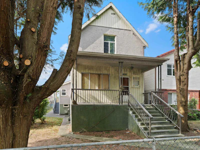 2673 Pandora Street - 3
