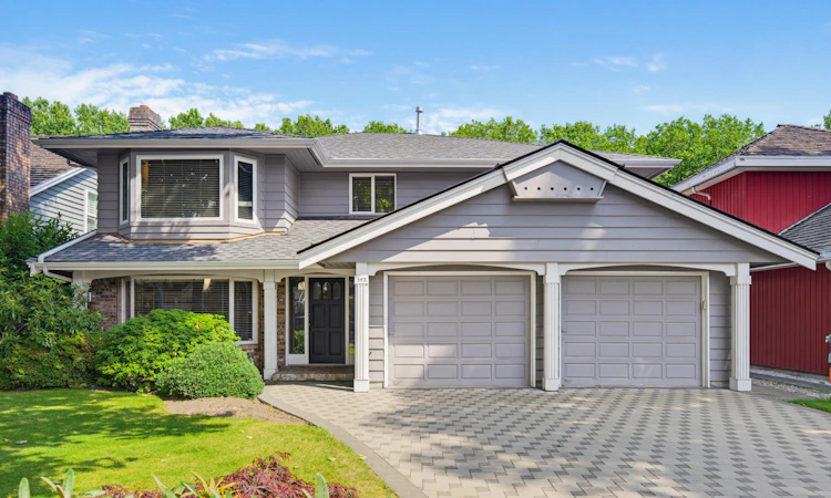 5471 Woodpecker Drive