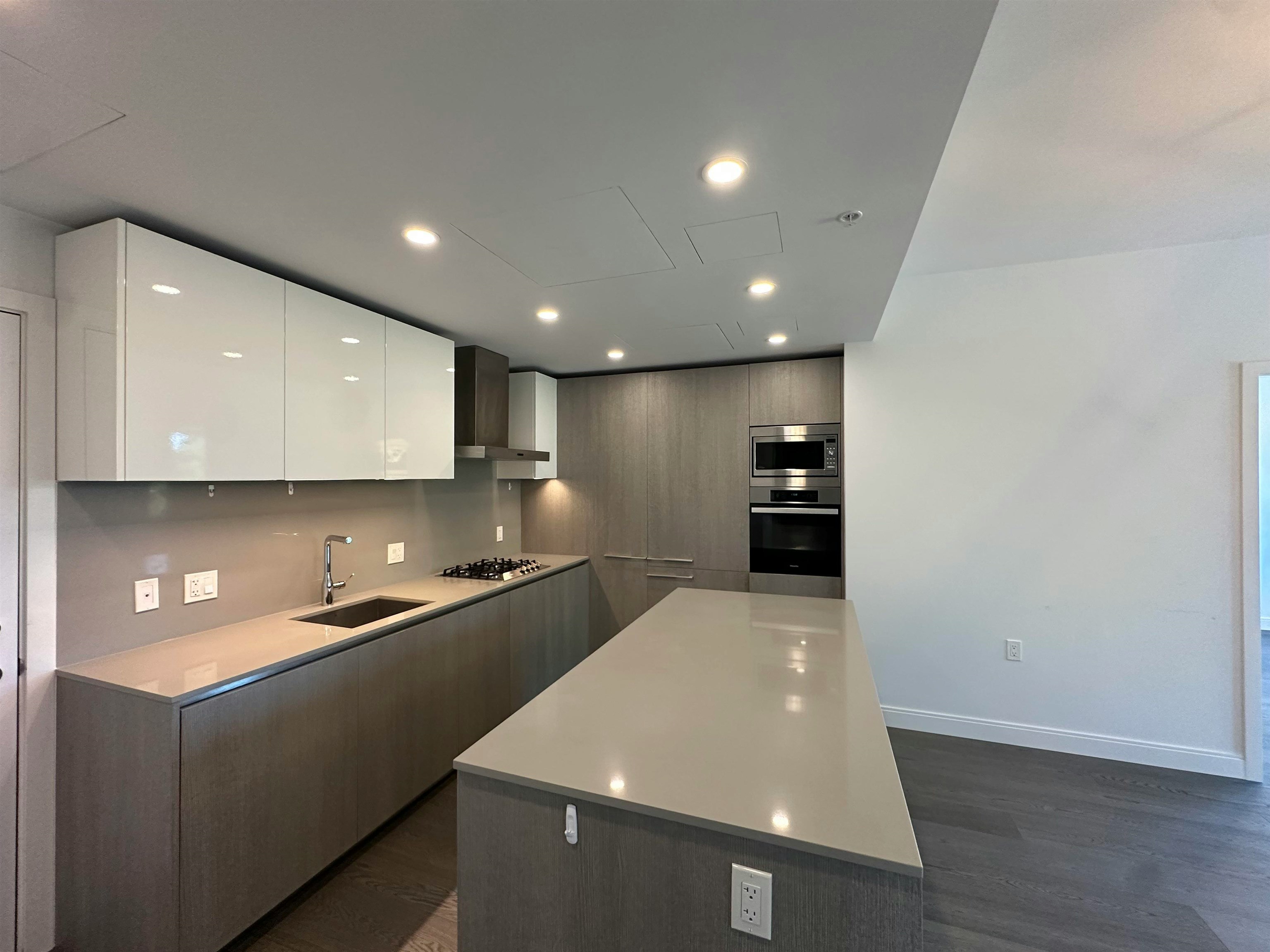 304-4908 Cambie Street, Vancouver, BC, V5Z 0K1 - 4