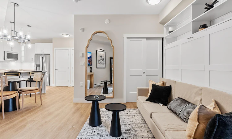 A311-8233 208b Street Street