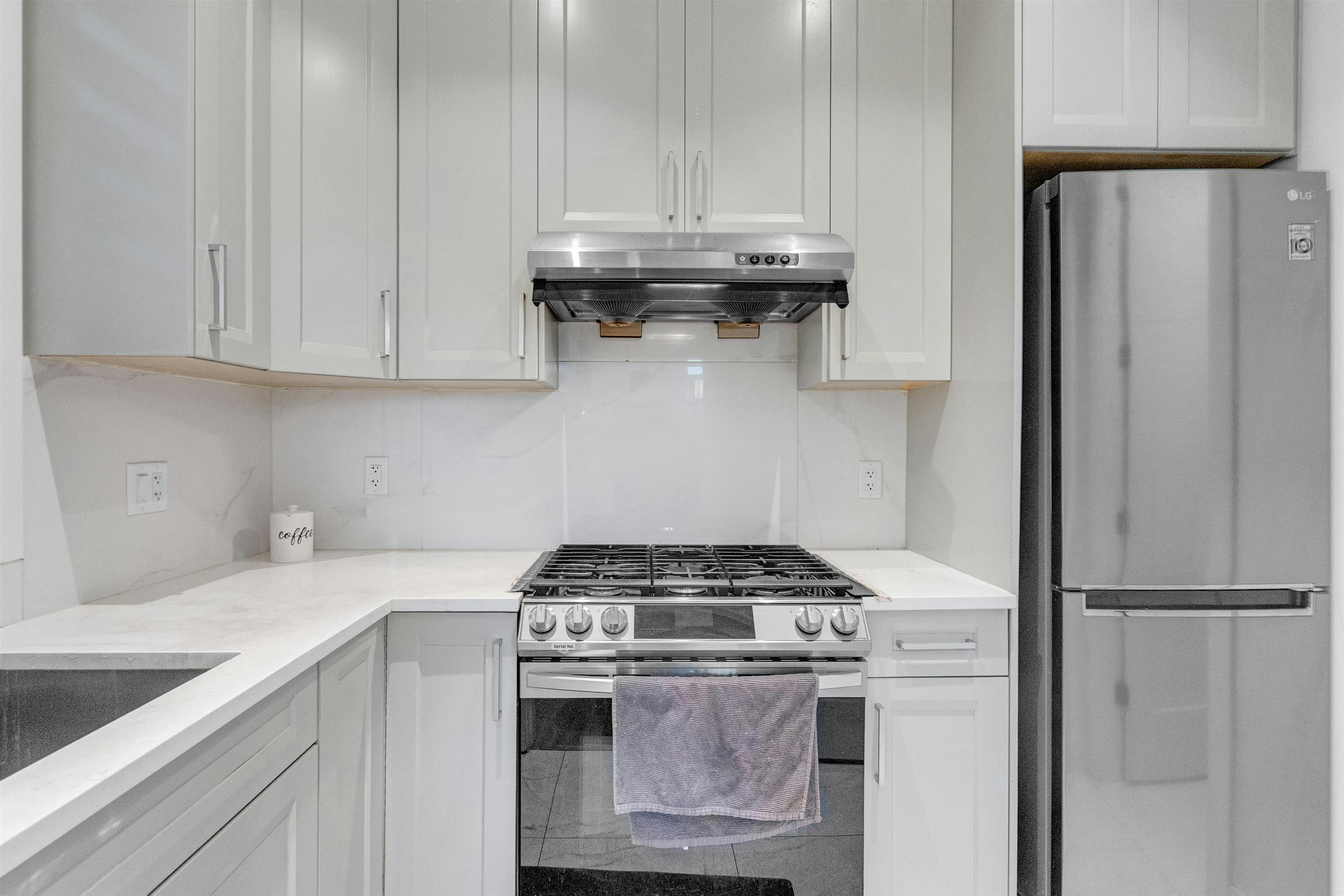 13995 79a Avenue, Surrey, BC, V3W 2Z5 - 9
