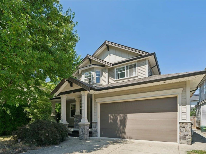 19661 73b Avenue, Langley BC V2Y 3C4