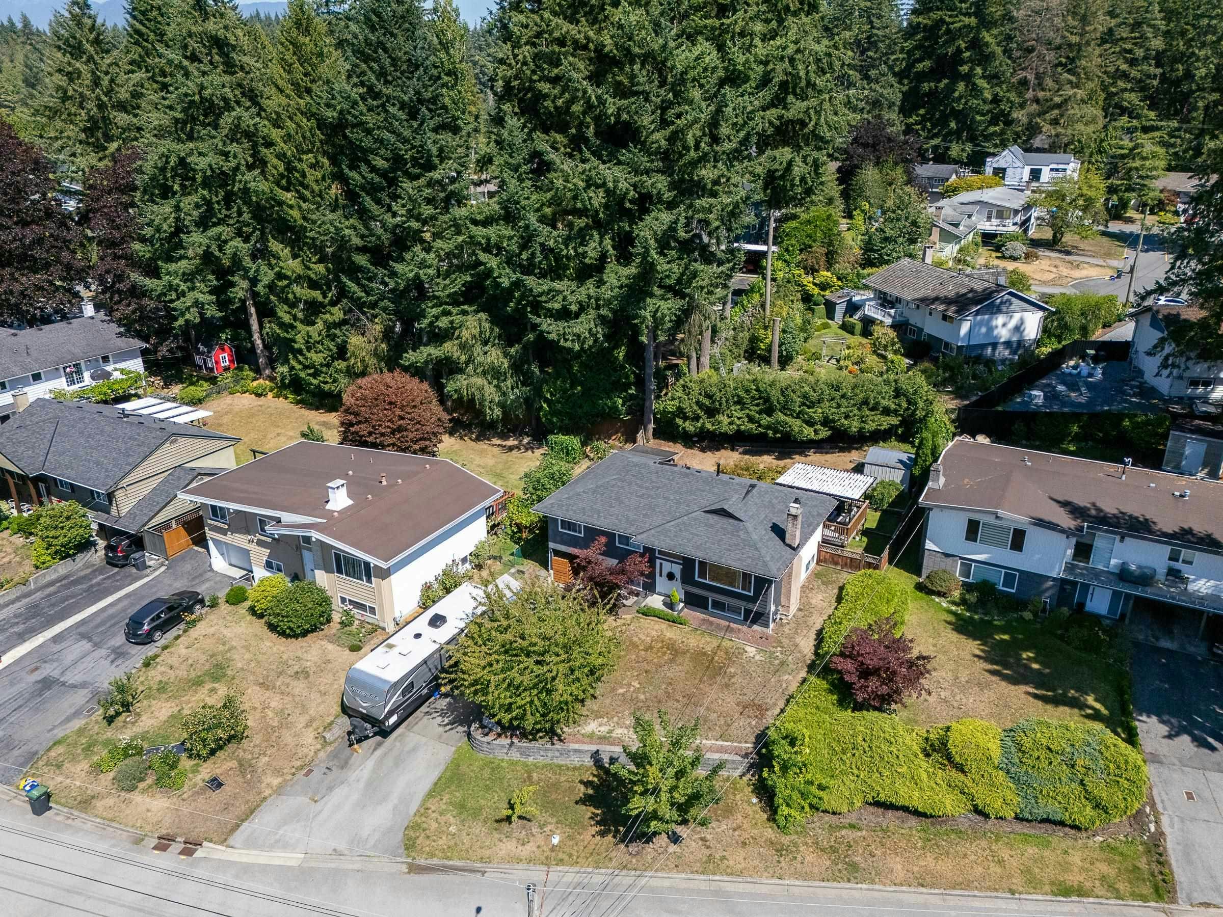 635 Midvale Street, Coquitlam, BC, V3J 6M1 - 34