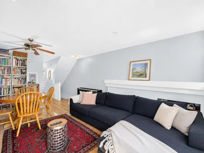 10-1561 Booth Avenue - 2
