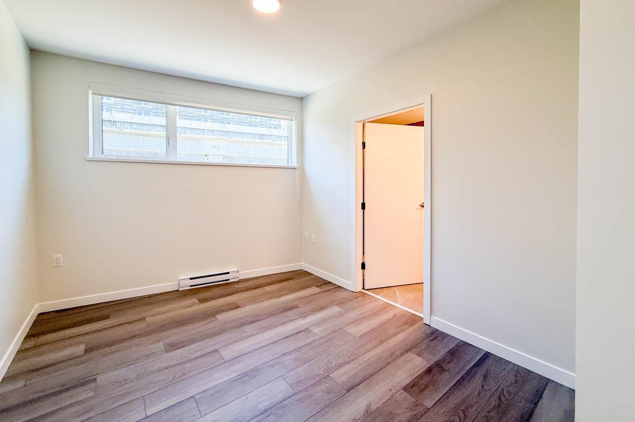 400-3588 Hull, Vancouver, BC, V5N 4R9 - 14
