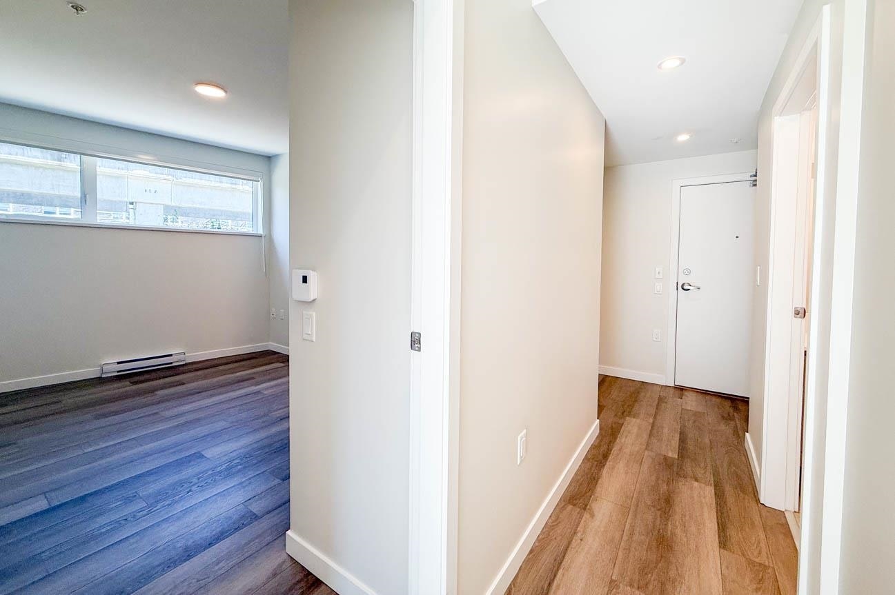 400-3588 Hull, Vancouver, BC, V5N 4R9 - 13