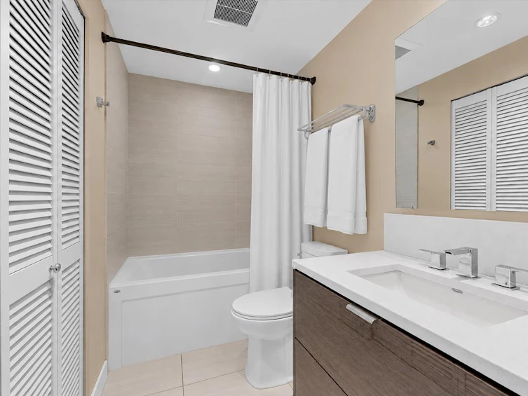 216-1777 W 7th Avenue, Vancouver, BC, V6J 0E5 - 12