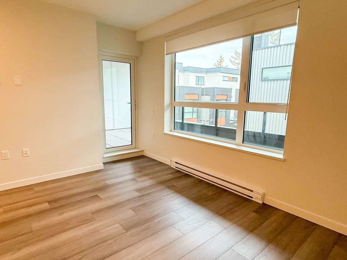204-3588 Hull Street, Vancouver, BC, V5N 4R9 - 4