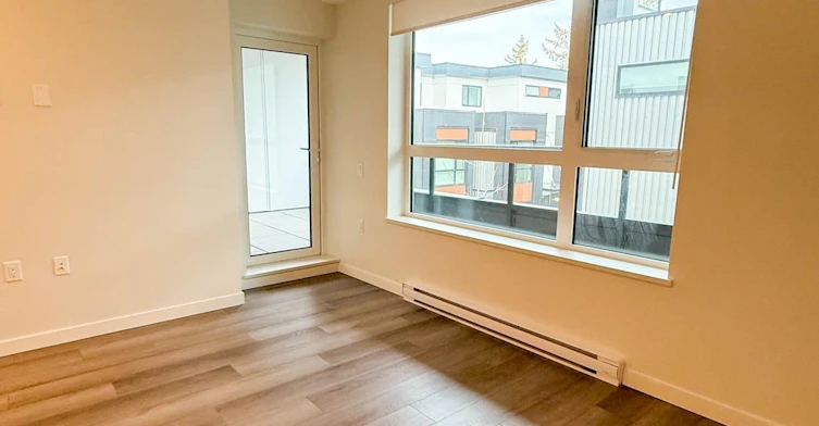 204-3588 Hull Street, Vancouver, BC, V5N 4R9 - 4