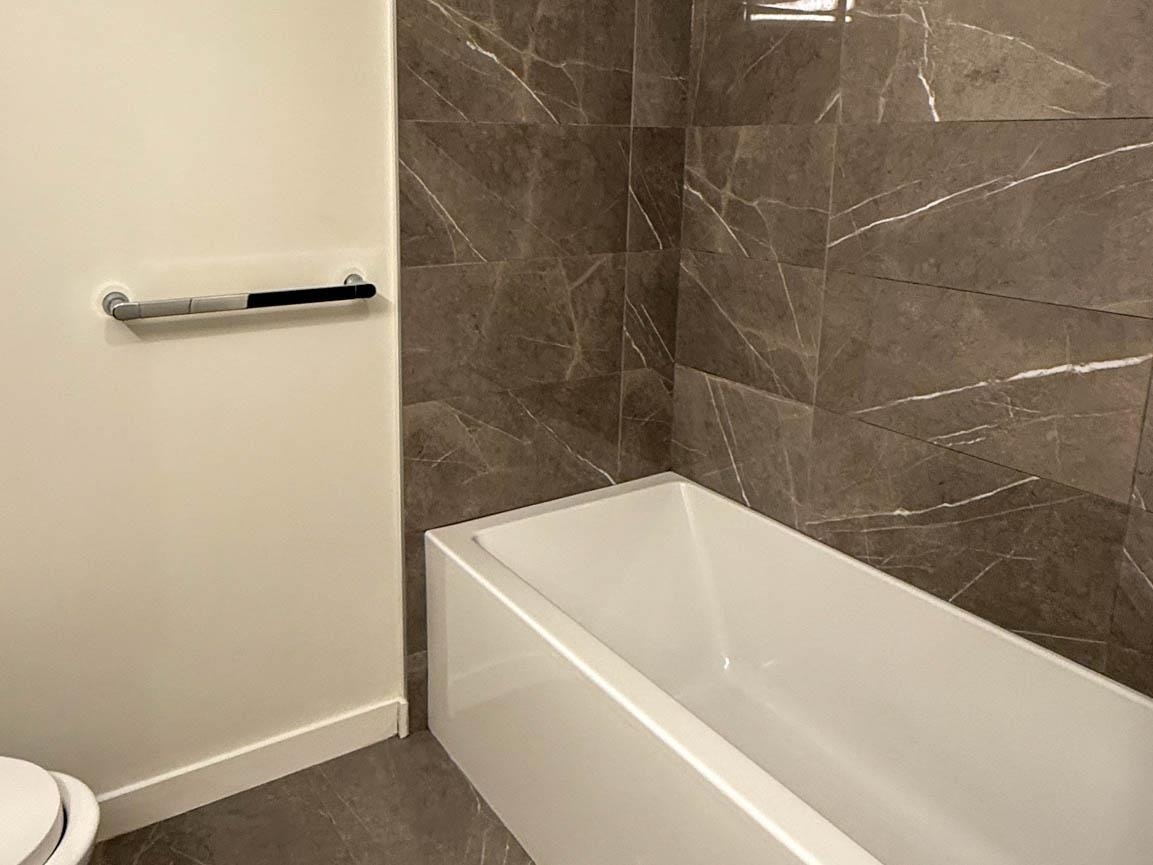 204-3588 Hull Street, Vancouver, BC, V5N 4R9 - 11