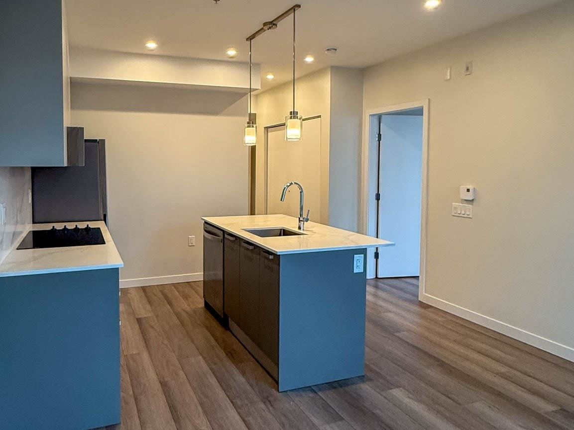 204-3588 Hull Street, Vancouver, BC, V5N 4R9 - 5